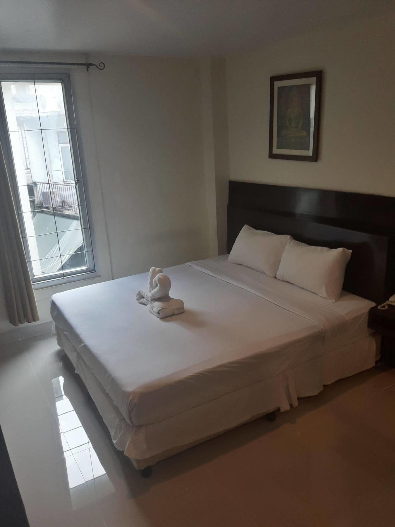 Hello Guest House Bangkok Buitenkant foto